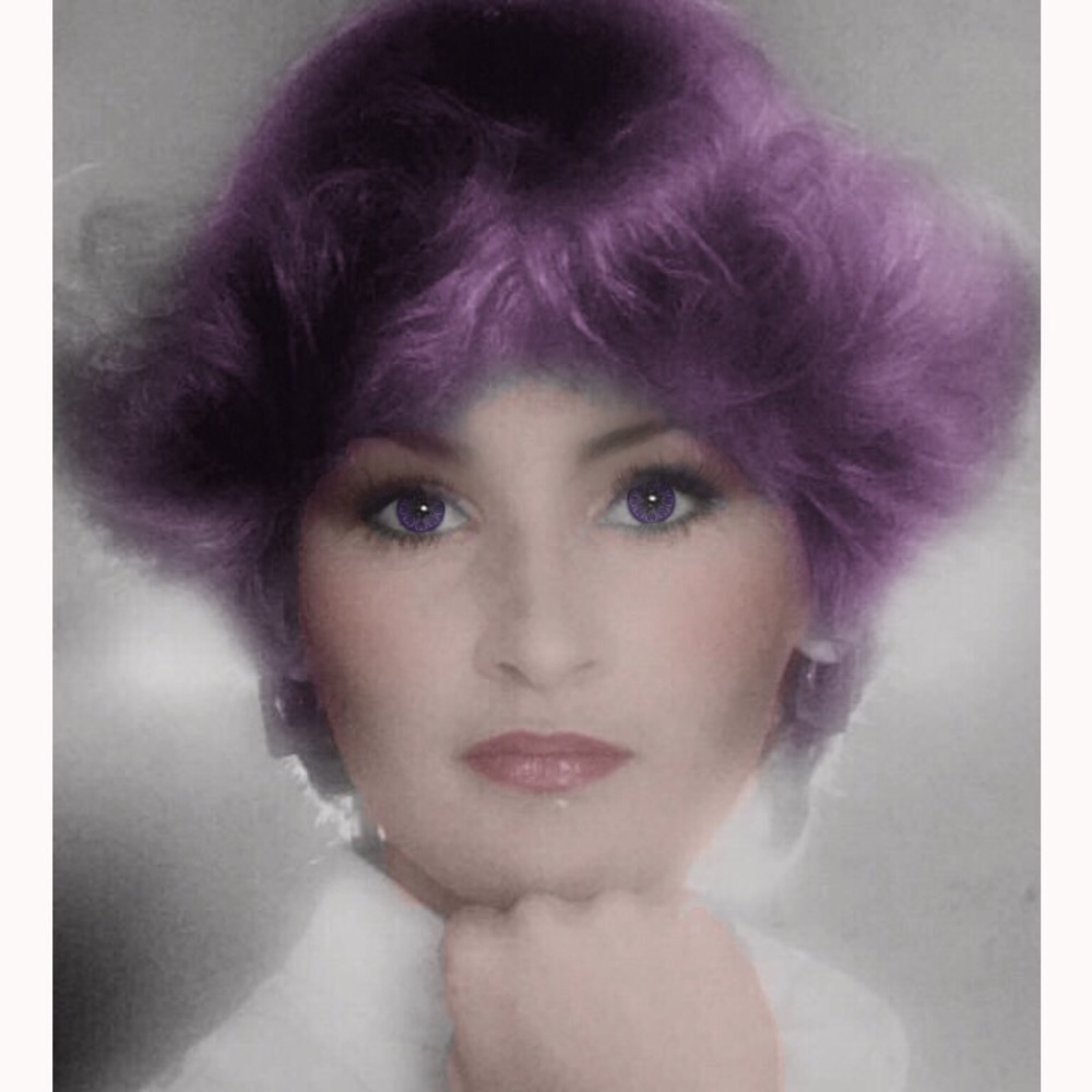 Meet your Posher, Lorraine
